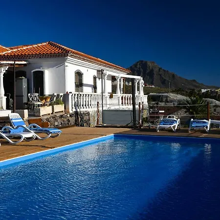 Del Sol Paraiso Villa *